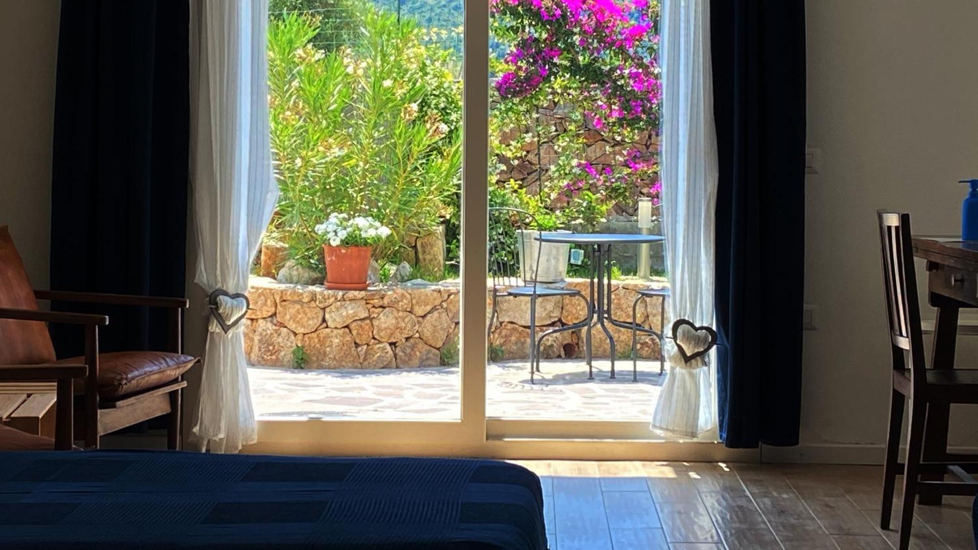 La Pecora Nera B&B Budoni Esterno foto