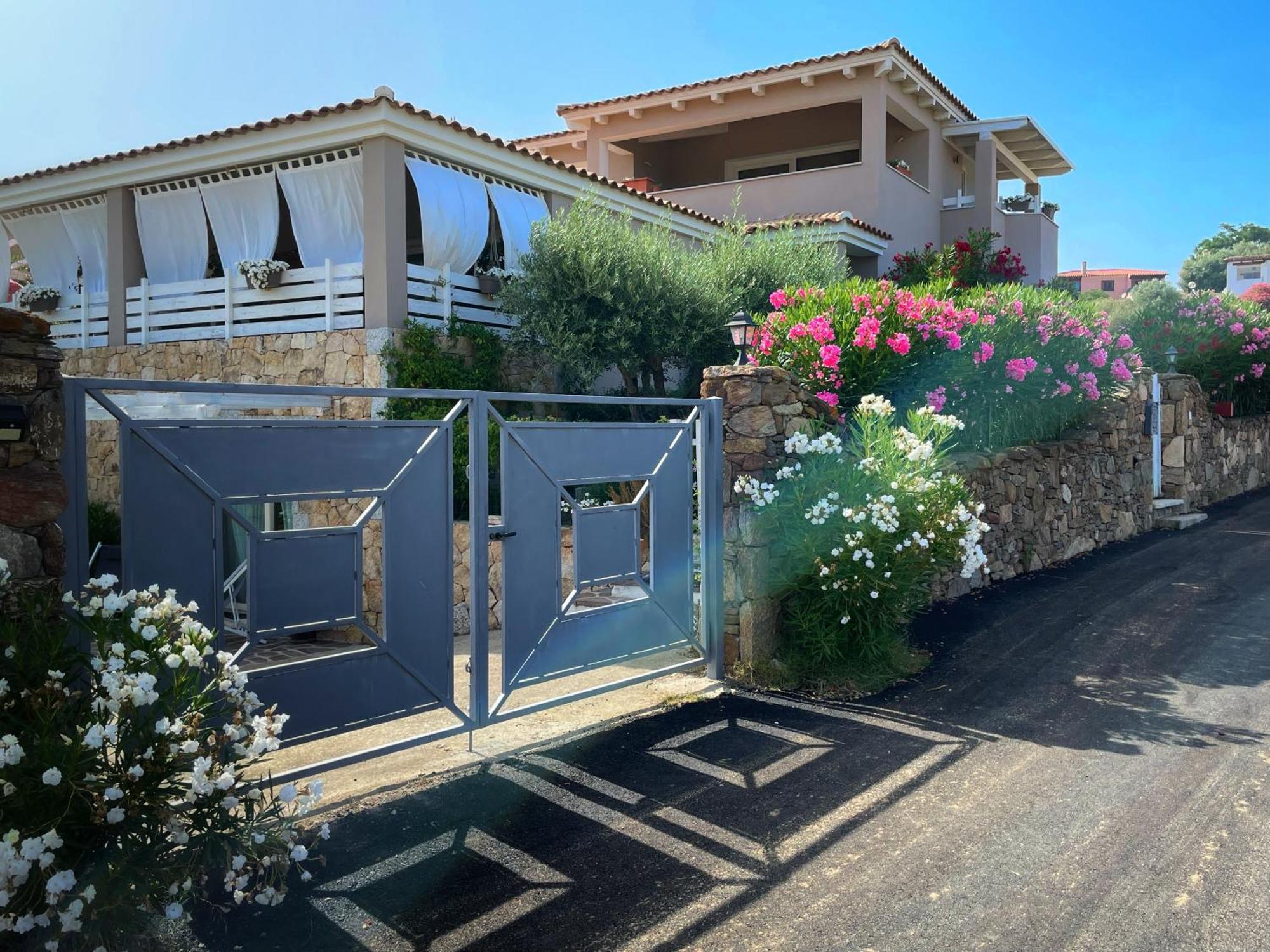 La Pecora Nera B&B Budoni Esterno foto